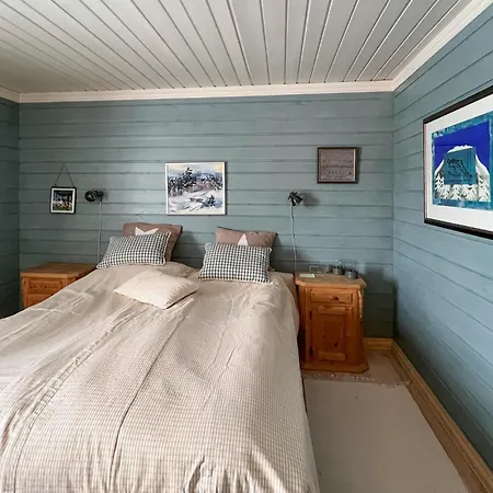 4 Bedroom In Holiday home